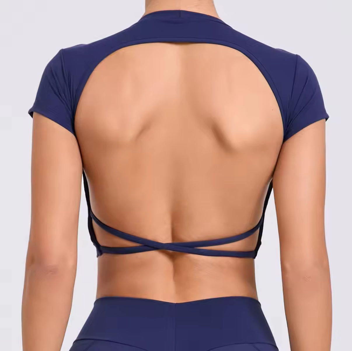 BACKLESS TOP